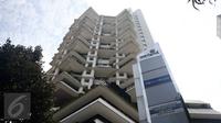 Gedung Intiland Sudirman, lokasi jatuhnya gondola yang menewaskan satu orang teknisi, Rabu (26/10). (Liputan6.com/Gempur M Surya)