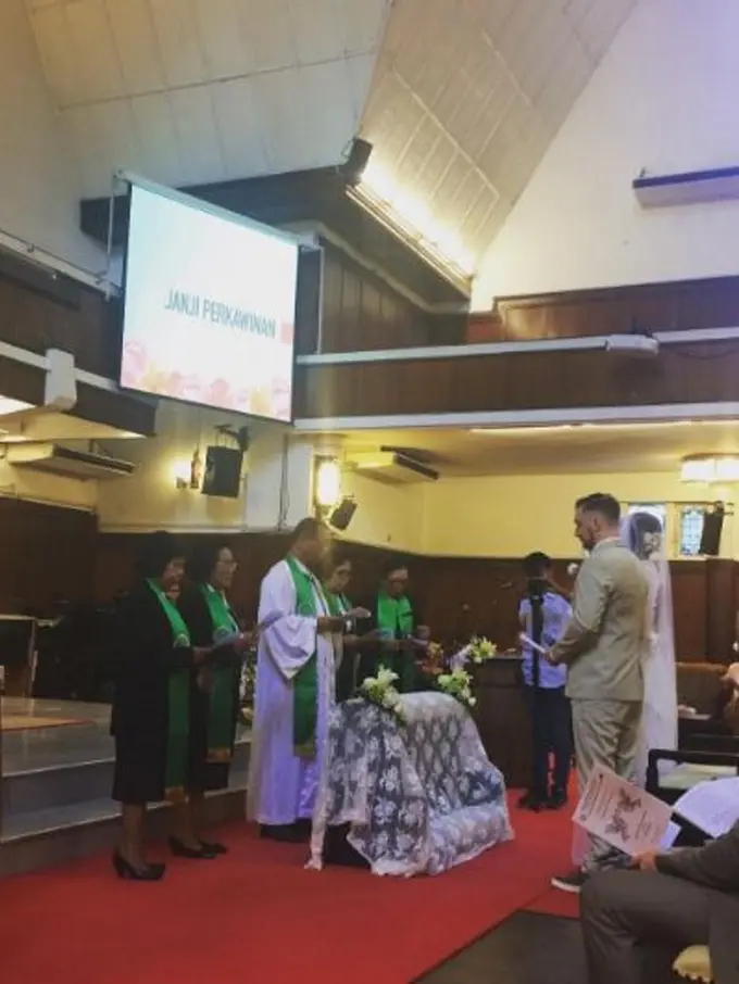 [Bintang] Jono Armstrong