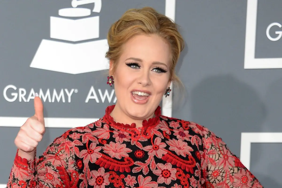[Bintang] Adele