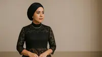7 Dress Batik Kombinasi Brokat Hijab, Tampil Standout tapi Tetap Anggun