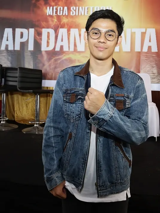 Shandy William Serial Api & Cinta (Bambang E Ros/Fimela.com)