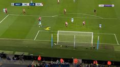 Berita video highlights Liga Champions 2017-2018, Manchester City Vs Feyenoord, Rabu (22/11/2017). This video presented by BallBall.