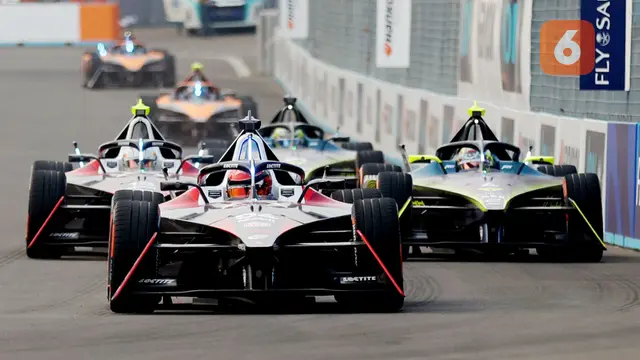Pembalap TAG Heuer Porsche Formula E Team, Pascal Wehrlein