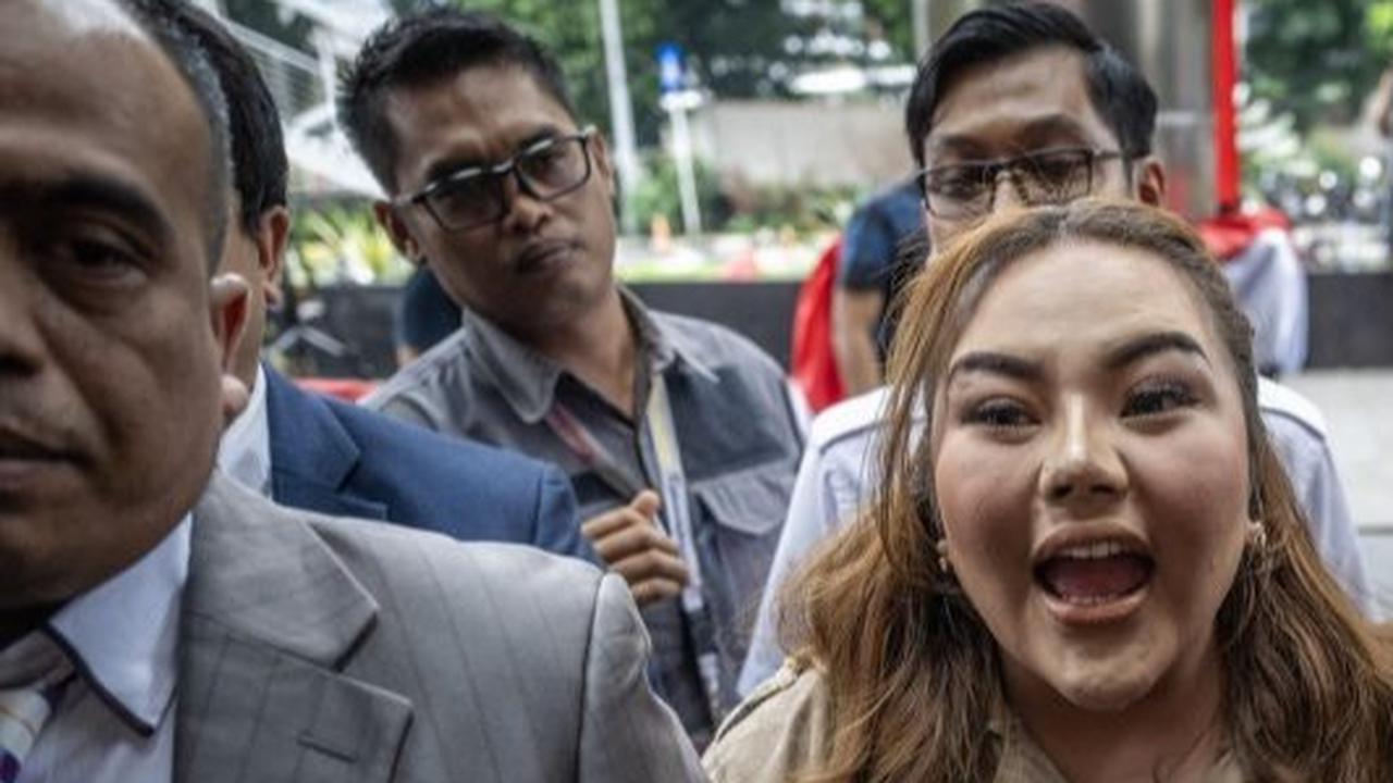 Terungkap! Lisa Mariana Resmi Tersangka Pencemaran Nama Baik Ridwan Kamil, Siap Diperiksa Polri