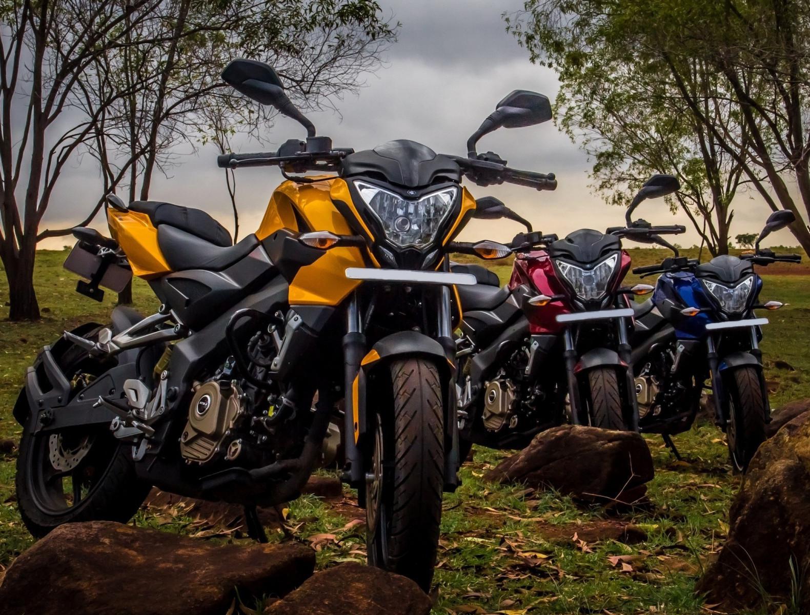 Kawasaki Bajaj Pulsar 200NS