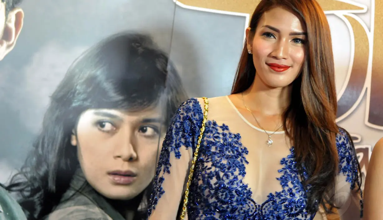 Perempuan yang juga berprofesi sebagai model ini menerima tawaran bermain dalam film bernuansa religious. (Liputan6.com/Panji Diksana)