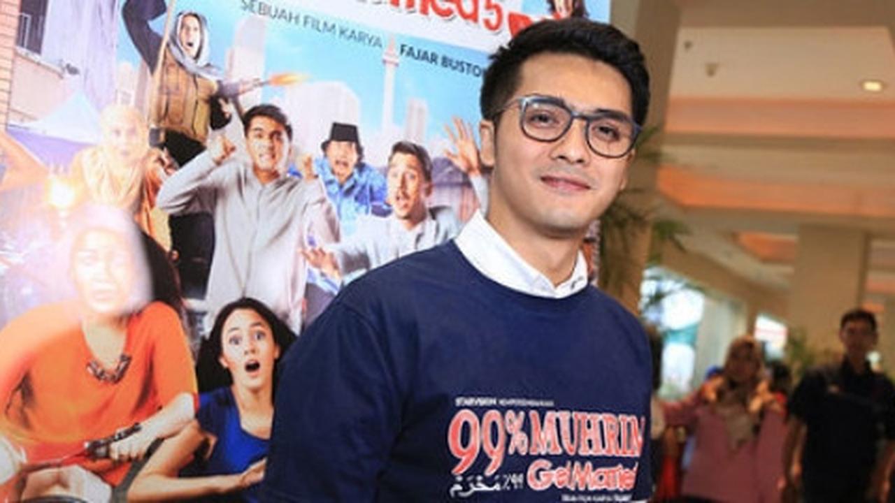 Serunya quality time Ricky Harun bersama keluarga