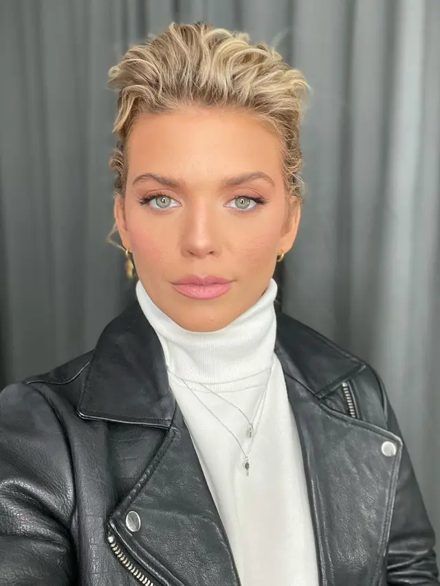 Aktris Hollywood AnnaLynne McCord (Instagram/ theannalynnemccord)