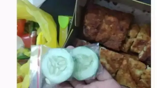 6 Potret Martabak dengan Topping Terpisah Ini Nyeleneh, Bingung Cara Makannya