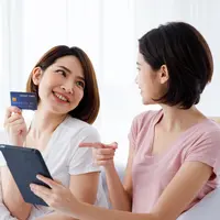 Penggunaan dan manfaat kartu kredit/copyright depositphotos/pprothien