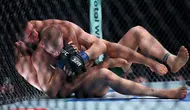 Islam Makhachev Kalahkan Ian Machado Garry di UFC 330, Pecahkan Rekor 17 Kemenangan Beruntun
