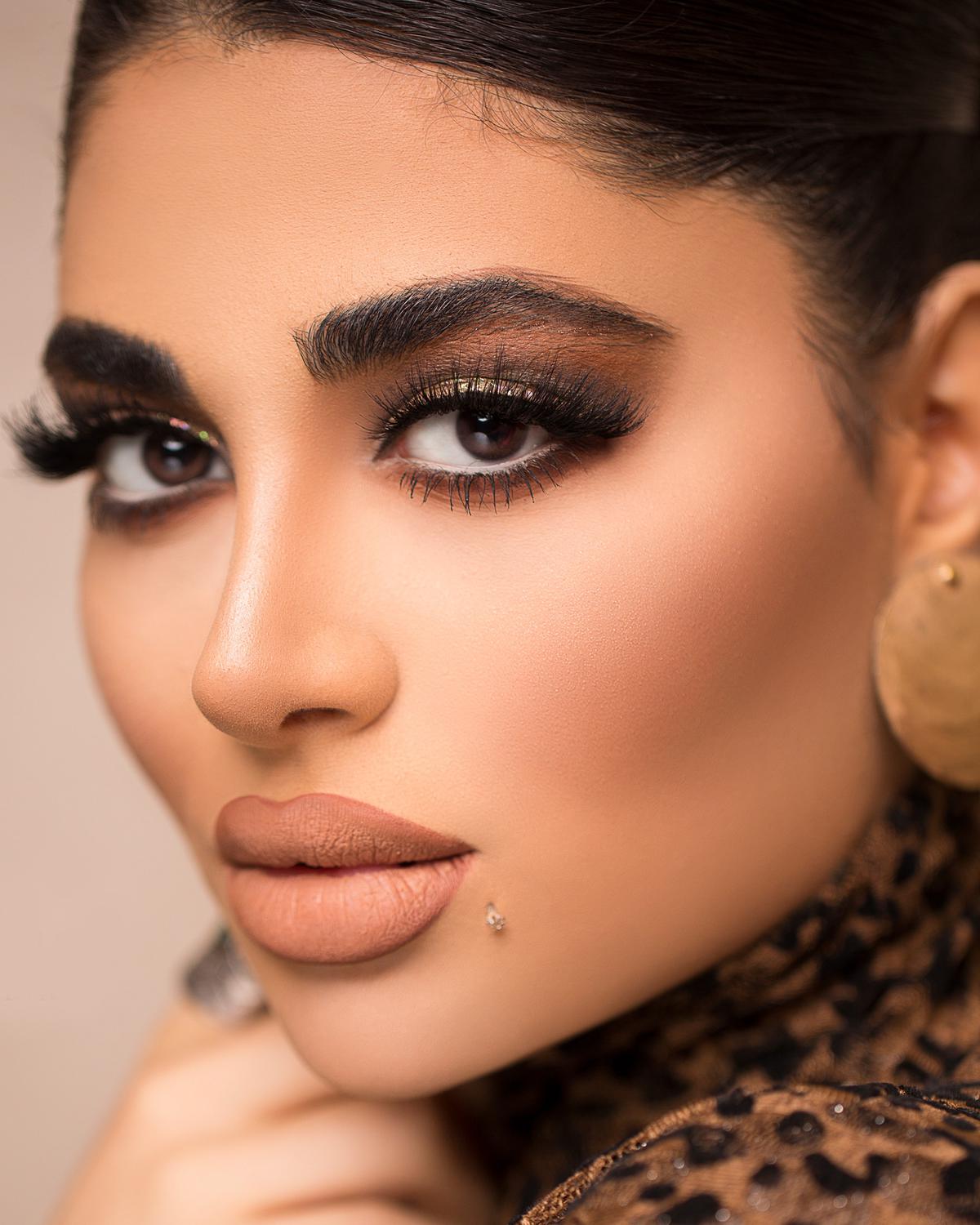 tips memakai lipstik nude
