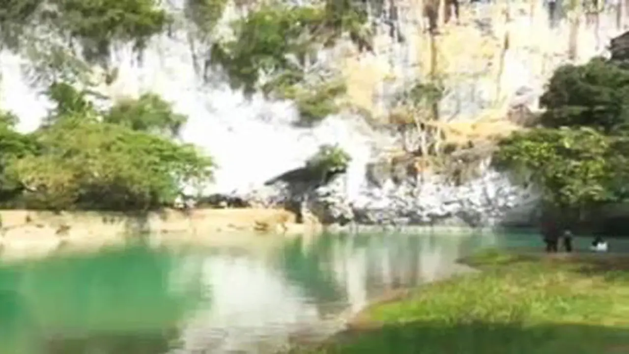 Wisata-Pucok-Krueng