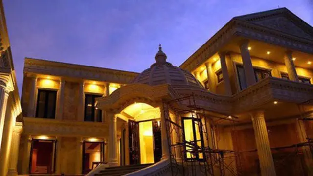 Model Depan Rumah Minimalis tapi Mewah, Inspirasi Hunian dari Kalangan Seleb yang Serba Cantik di 2024