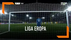 Valencia berhasil mengalahkan tuan rumah Villareal dengan skor 1 - 3. Gol semata wayang Villareal dicetak oleh Cazorla (36'). Sedang gol Valencia dicetak oleh Guedes (6'), Wass dan Guedes (90').