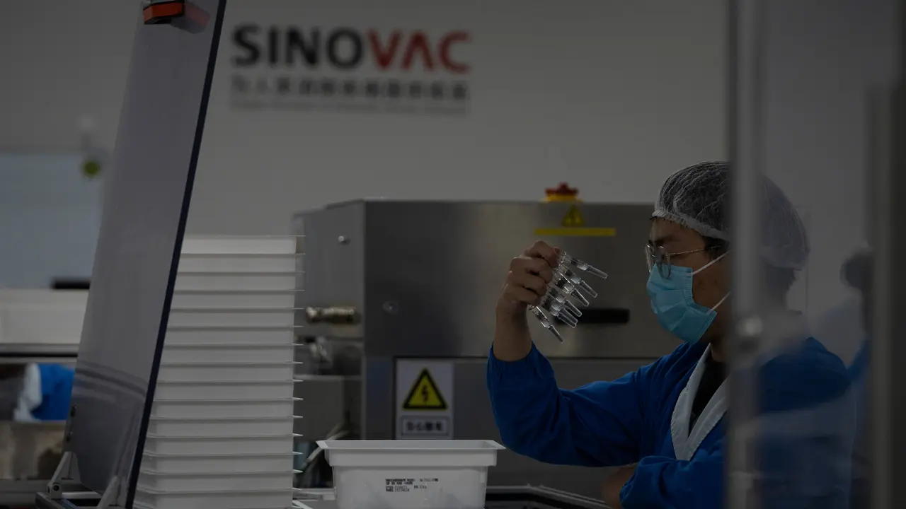 Pabrik Vaksin COVID-19 Sinovac di Beijing