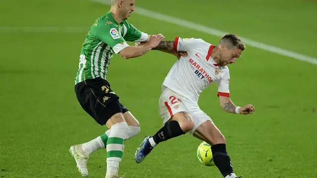 Gelandang Sevilla, Papu Gomez.