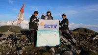 Binaiya menjadi gunung tertinggi kedua yang berhasil dijamahi tim ekspedisi 7 Summits Indonesia in 100 Days. (28/10). Gunung Binaiya punya ketinggian 3.027 m dpl dan menjadi gunung tertinggi di Maluku. (Dok. Tim Ekspedisi 7 Summits Indonesia in 100 Days)