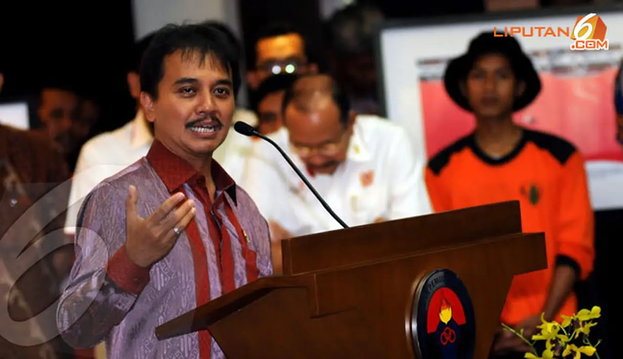 Dihadapan para wartawan pada Rabu 15 Januari 2014 Roy Suryo mengakui ada pesimisme ketika ia ditunjuk Presiden menjabat sebagai Menpora menggantikan Andi Malarangeng (Liputan6.com/Helmi Fithriansyah)