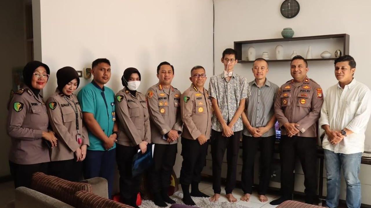 Maqdir mengatakan segala upaya yang dilakukan keluarga Sultan saat ini adalah hak mereka. Termasuk, apabila ingin membawa insiden yang menimpa Sultan ke Pidana maupun Perdata.