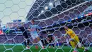 Pemain Belgia Charles De Ketelaere mencetak gol pembuka selama pertandingan sepak bola babak 16 besar Piala Dunia antara Amerika Serikat dan Belgia di Seattle, Senin, 6 Juli 2026. (AP Photo/Manu Fernandez)