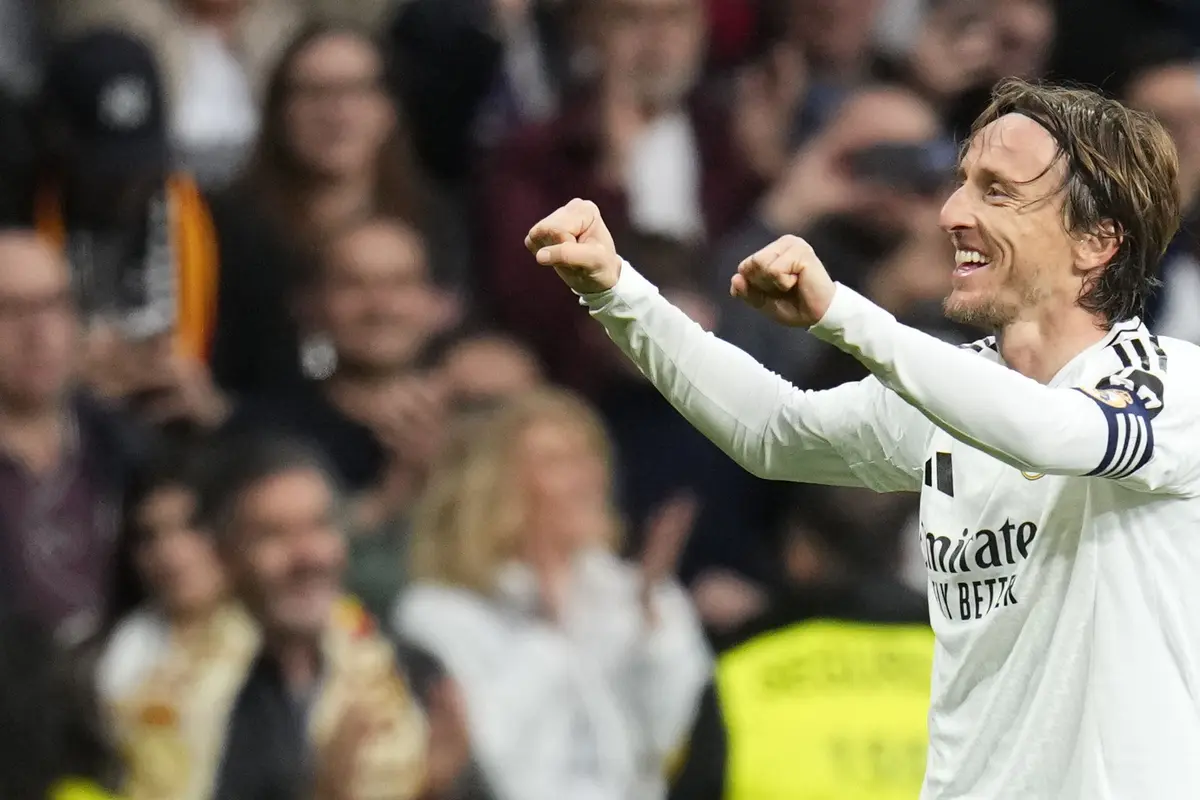 Foto: Menilik Tendangan Roket Luka Modric saat Bawa Real Madrid Tumbangkan Girona di Liga Spanyol