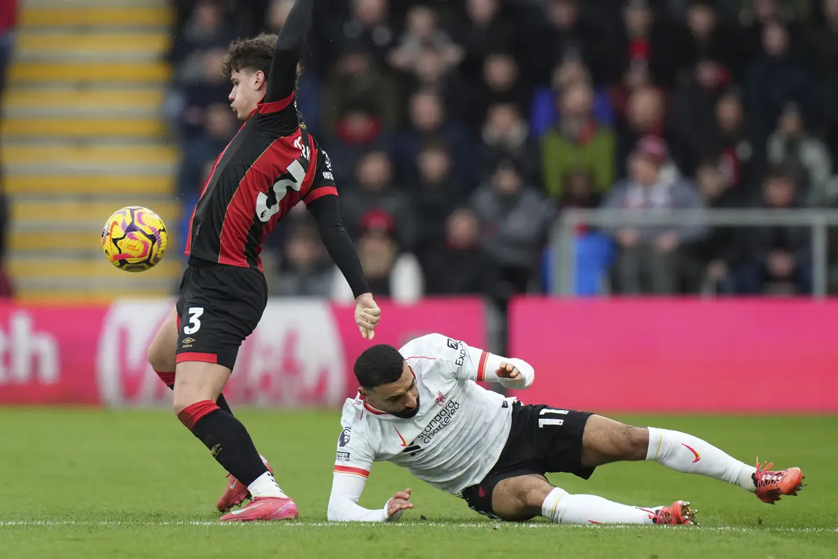Foto: Aksi Trengginas Mo Salah saat Bawa Liverpool Tumbangkan Bournemouth di Liga Inggris