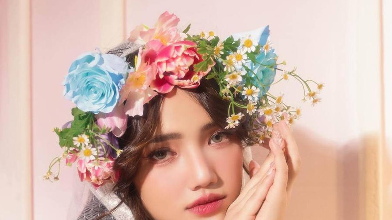 Makin Kece Dengan Makeup Alaminya