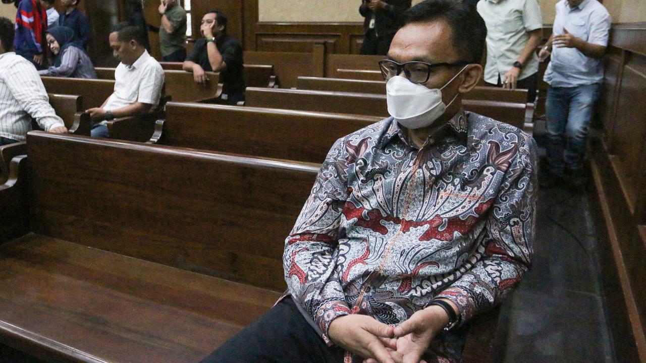 FOTO: Eks Ketua PN Jaksel Didakwa Terima Suap Rp 15,7 Miliar Terkait Ekspor CPO