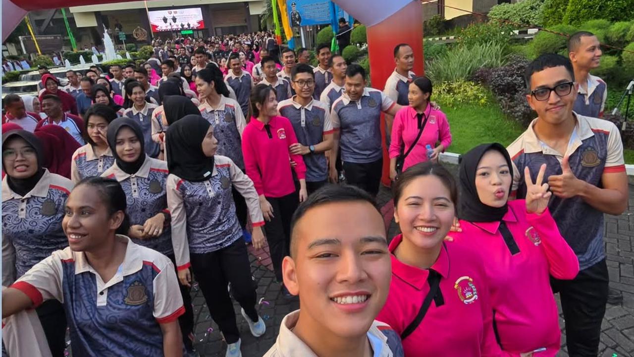 Potret Cantik Angela Putri Andika Perkasa Berseragam Bhayangkari