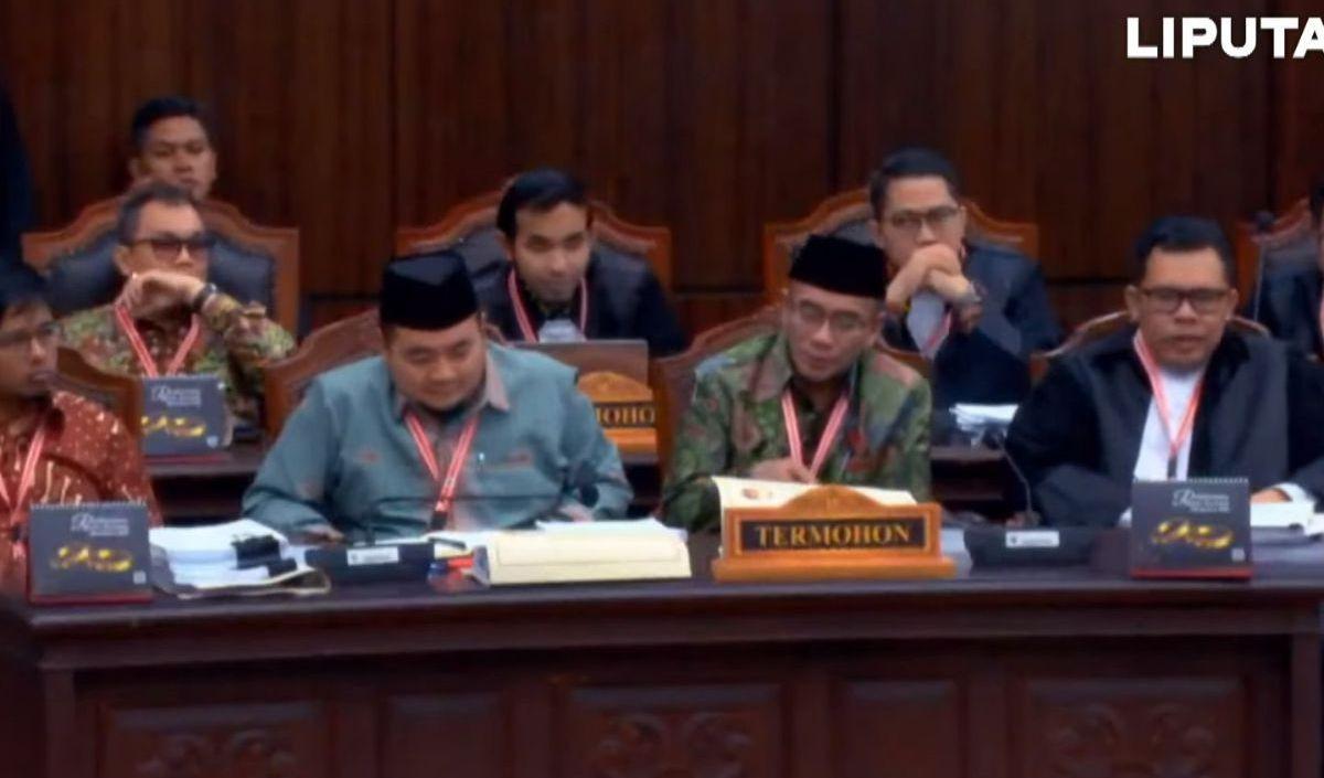 Aristo menjelaskan, pelanggaran etik bersifat pelecehan seks yang disebabkan hubungan relasi kuasa. Sebab diketahui, posisi Hasyim adalah ketua KPU RI.<br>