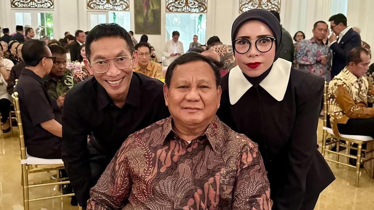 Potret Momen Ulang Tahun Titiek Soeharto Dihadiri Prabowo Subianto, Sederet Artis Top Ikut Hadir Meriahkan Suasana