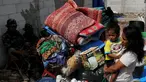 Pengosongan Asrama Batalyon Siliwangi di Cililitan, Jakarta Timur, Kamis (8/1/2015). (Liputan6.com/Johan Tallo)