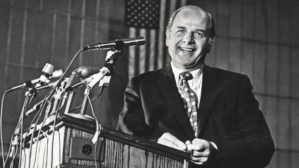 Mengenal Gaylord Nelson, Sosok di Balik Lahirnya Hari Bumi Setiap 22 April