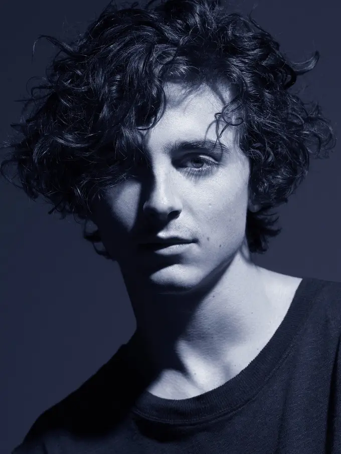 Pesona Timothee Chalamet yang Didapuk Jadi Brand Ambassador Parfum Chanel