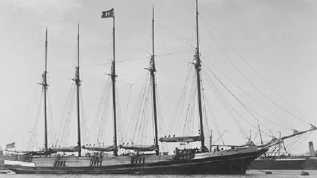 S.V Inca kali terakhir diketahui keberadaannya pada 10 Maret 1911. Bangkainya ditemukan di lokasi pencarian MH370