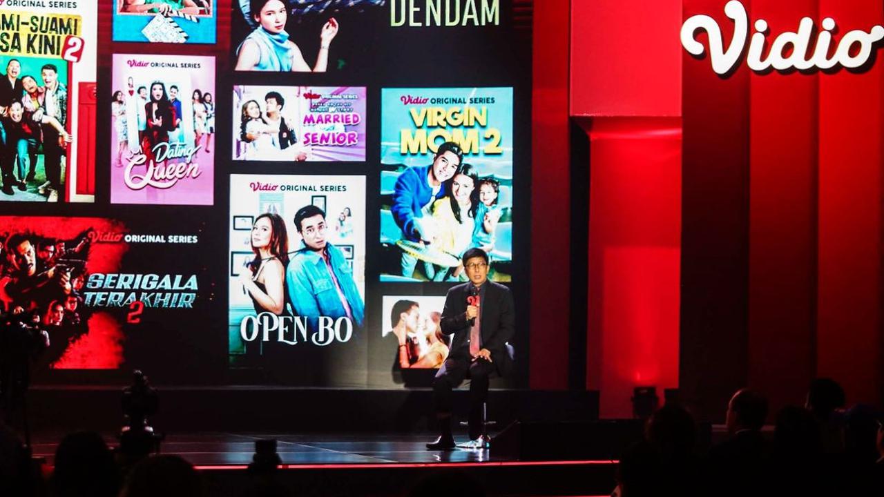 CEO Vidio Sutanto Hartono memberikan sambutannya dalam konferensi pers Vidio Original Series yang nantinya akan ditayangkan sepanjang tahun 2024 di Jakarta, Kamis (29/2/2024). Foto: Liputan6.com / Angga Yuniar