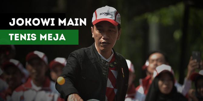 VIDEO: Presiden Jokowi Unjuk Kebolehan Tenis Meja dengan Atlet SEA Games 2017