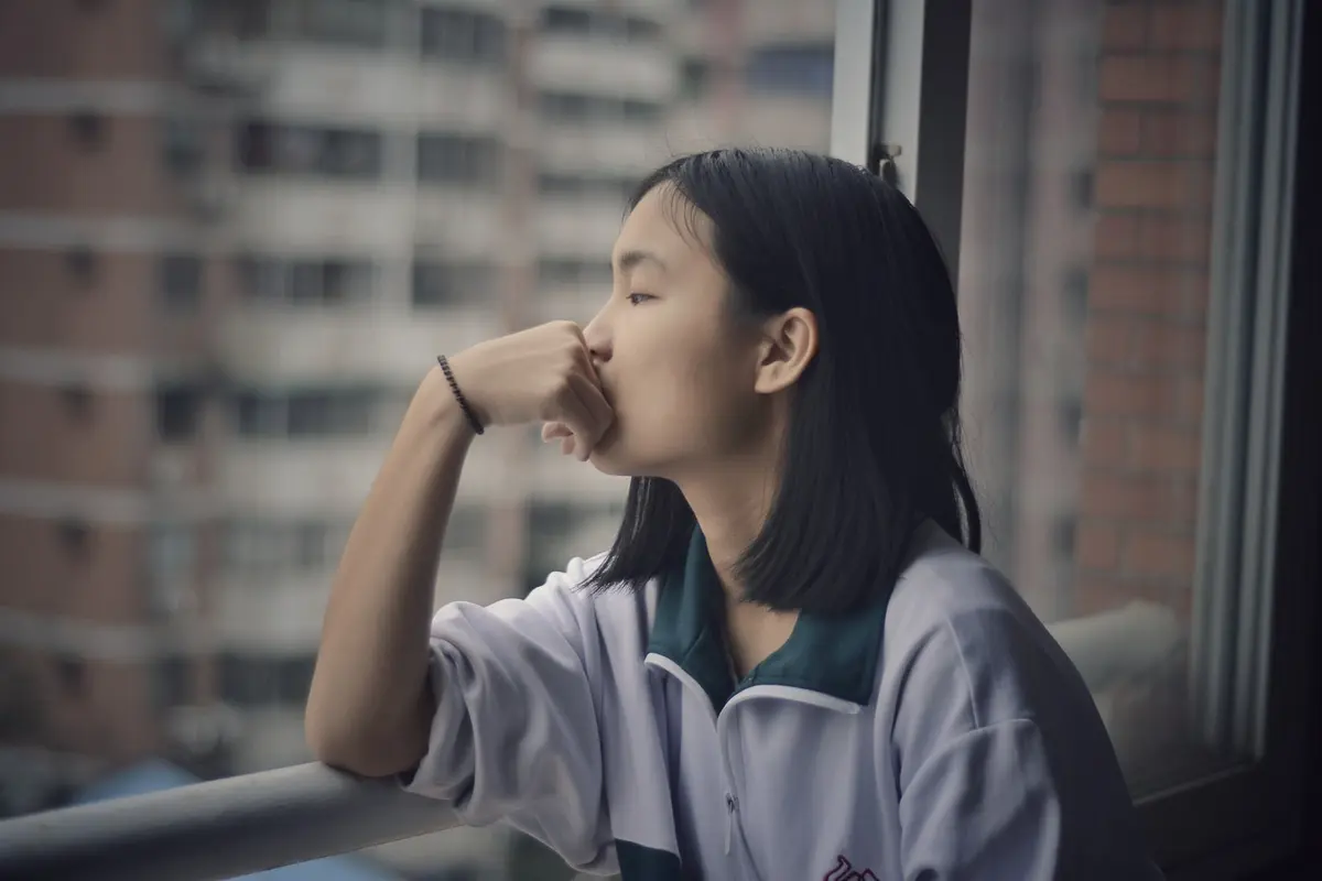 [Bintang] Insecure Terus, Hidup 5 Zodiak Ini Nggak Pernah Santai