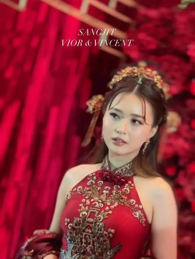 Momen pasangan Nita Vior, akrab disapa Vior, dan pebasket nasional Vincent Kosasih melakukan proses Sangjit (Instagram/@themajestic.project)