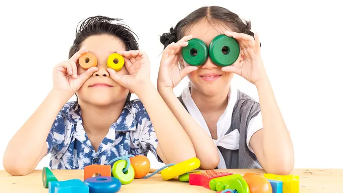 Belajar Sambil Bermain, Cara Efektif Bantu Anak Lebih Mudah Memahami Pelajaran bersama OREO Berbagi SERU