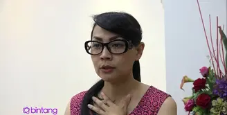 Tessa Kaunang mencari nafkah seorang diri dan kehilangan waktu kebersamaan dengan anak-anaknya. Terkadang, Tessa memiliki syarat khusus untuk Sandy saat ingin mengajak anak-anak pergi bersamanya. Apa saja alasannya?