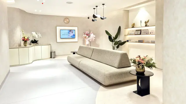 Hempaskan flek hitam di wajah