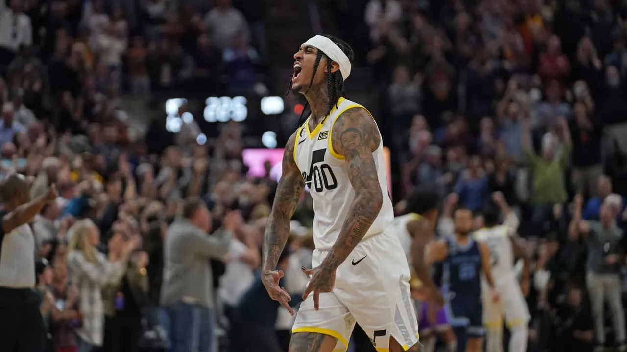 Selebrasi Pemain Utah Jazz Jordan Clarkson