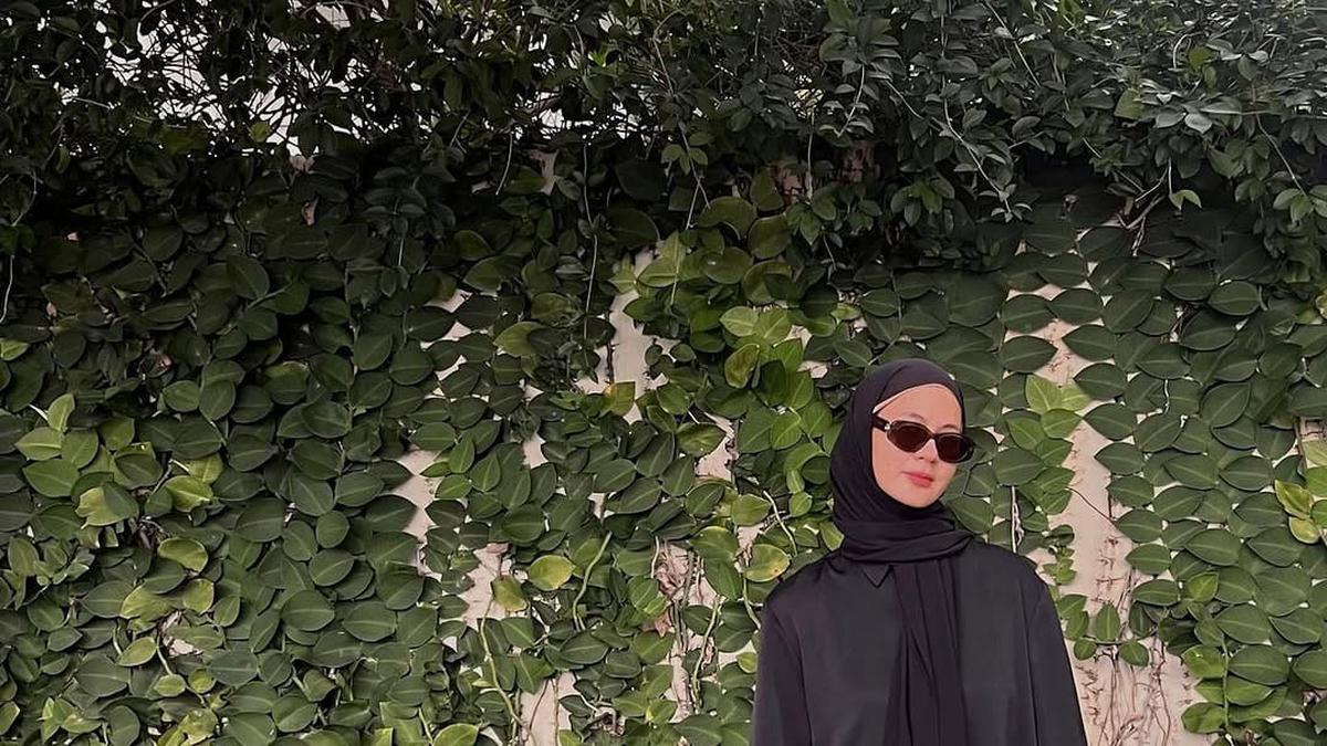 Outfit One Set Paula Verhoeven, Tampil Elegan dan Jadi Tren Inspiratif
