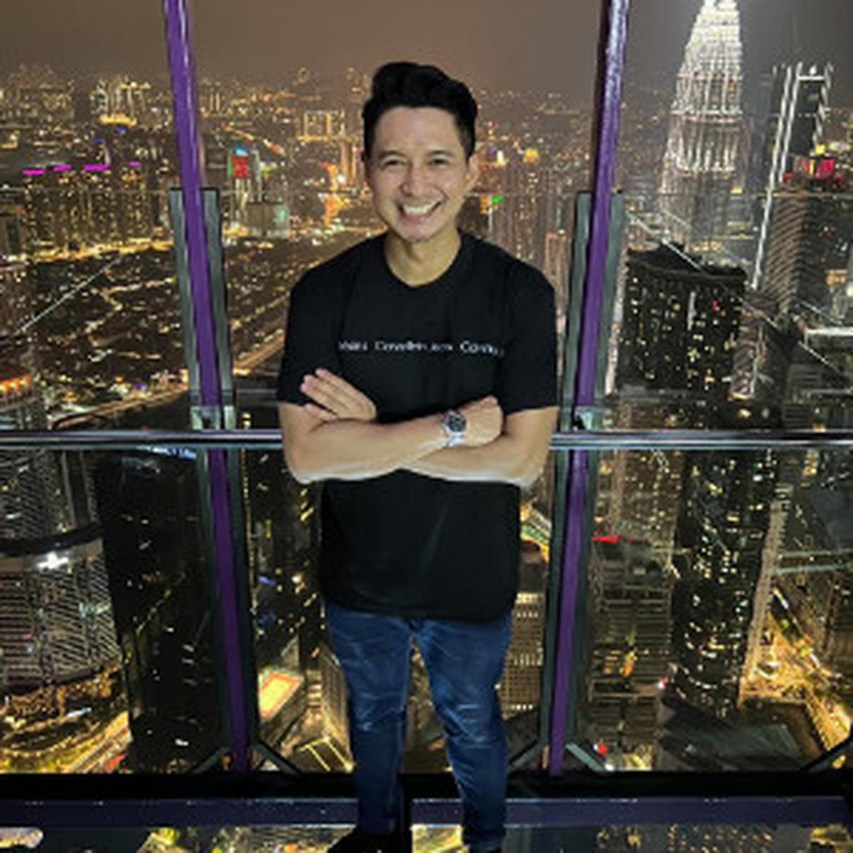 Profil Chand Kelvin serta Perjalanan Kariernya yang Menginspirasi
