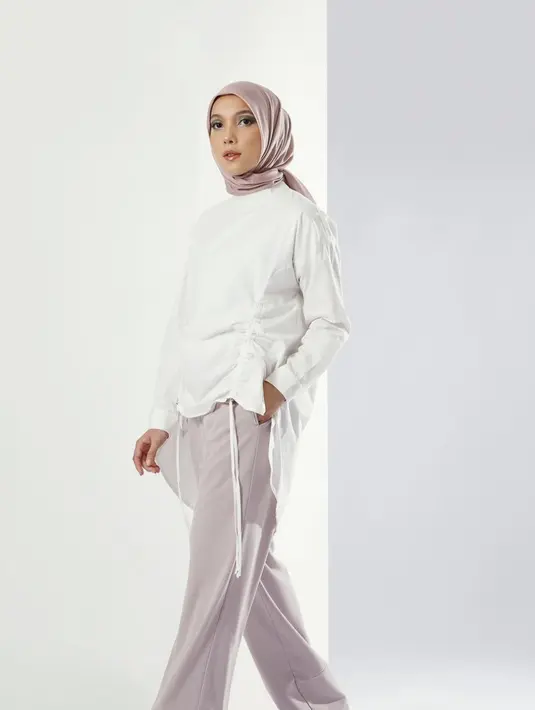 Di saat ingin tampil lebih feminin, paduan warna pastel bisa jadi opsi menjanjikan. [Foto: Instagram/ Jenahara]