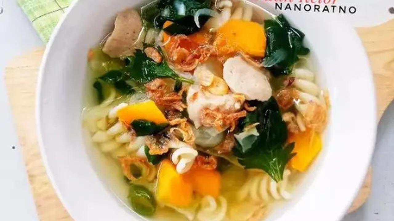Resep Sayur Bening Daun Kelor yang Lezat dan Kaya Manfaat untuk Kesehatan