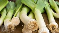Ilustrasi Foto Daun Bawang (iStockphoto)