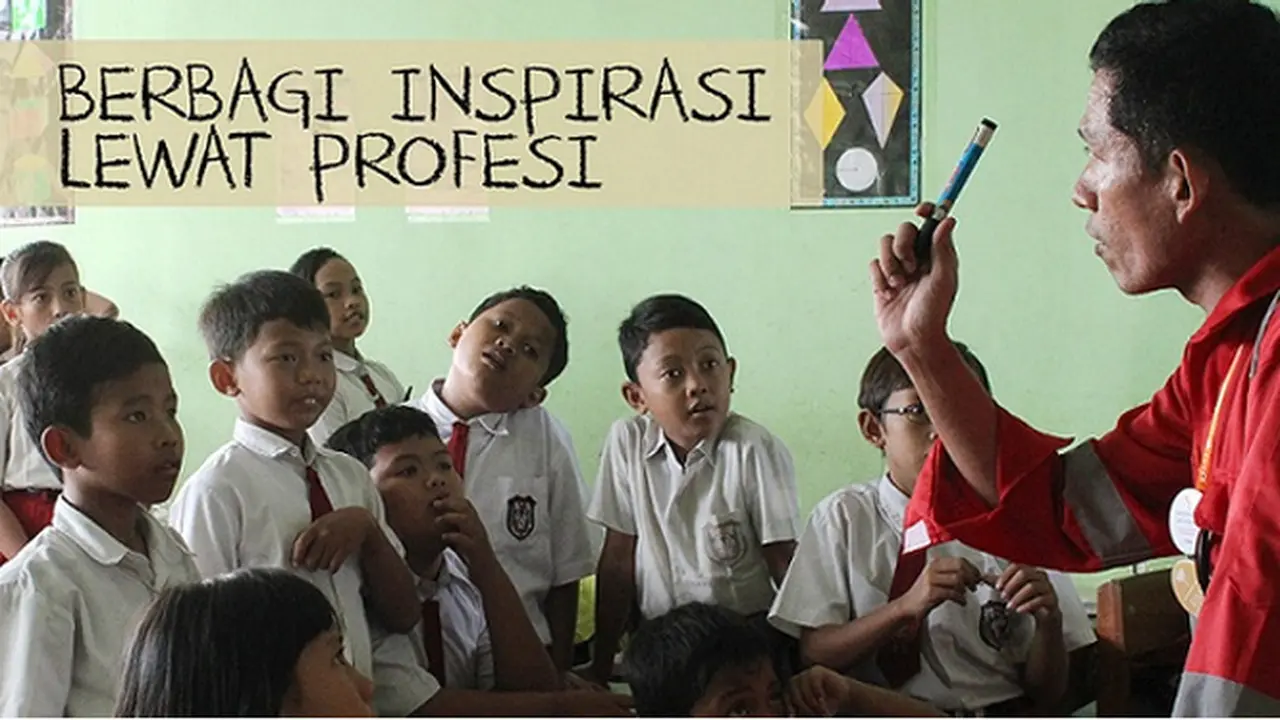 Kelas Inspirasi Lamongan Ajak Profesional Mengajar